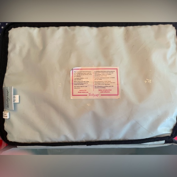 31 THIRTY ONE SIGNATURE COLLECTION 2 insulated bags. - Picture 6 of 9